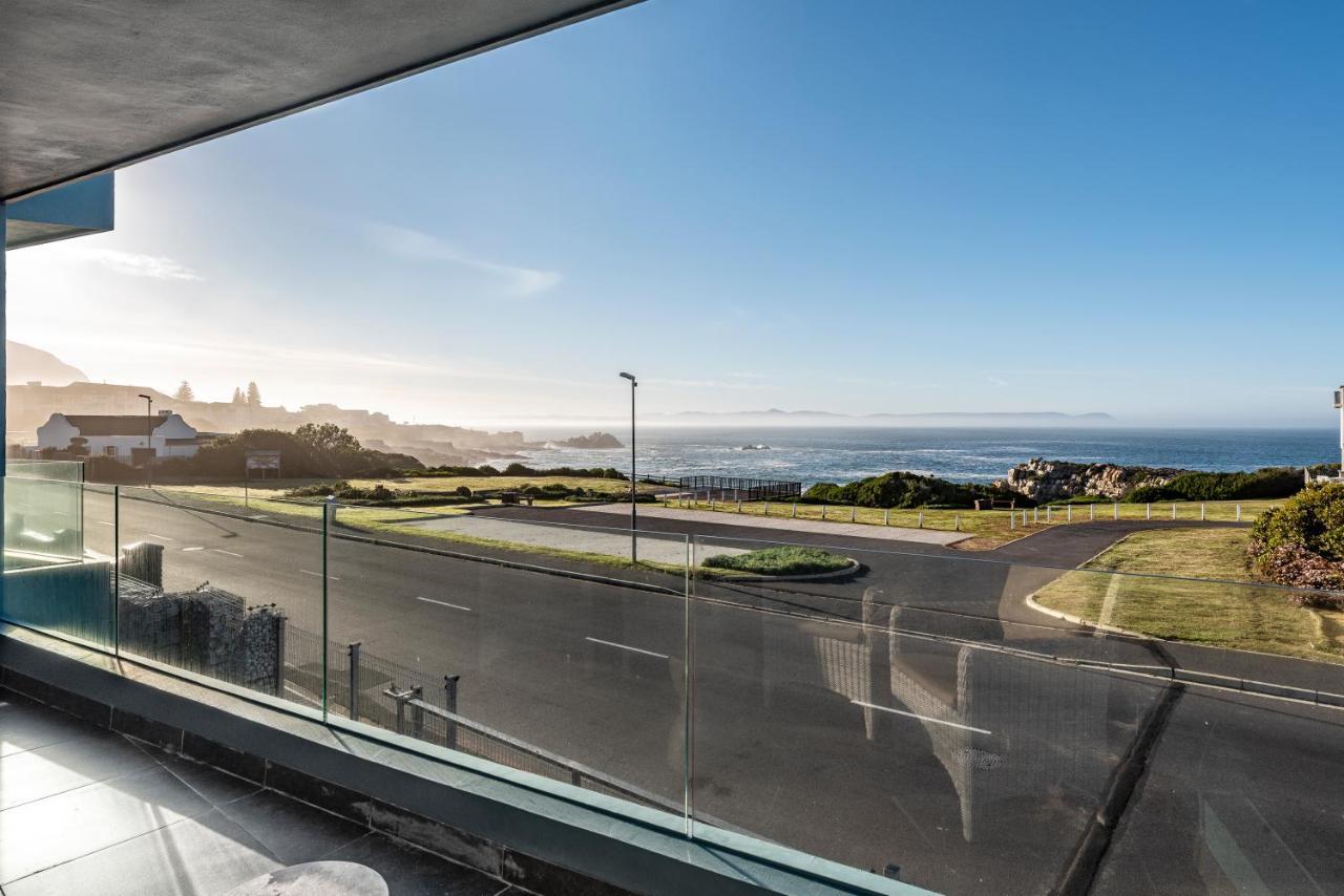 17 Marine - 3Bedroom Sea-Facing Apt101 Hermanus Exterior photo